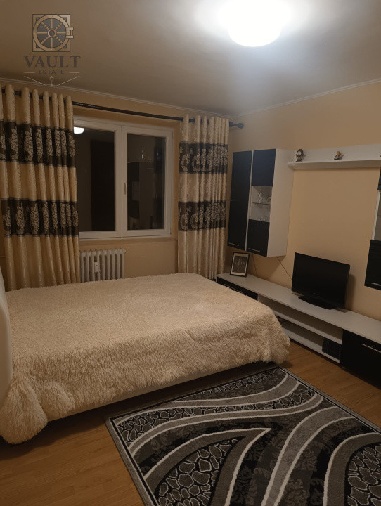 APARTAMENT 3 CAMERE SEMIDECOMANDAT - BD. BASARABIA/ METROU COSTIN GIORGIAN