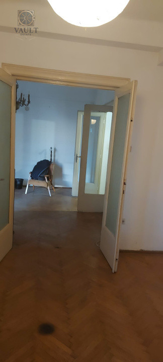 APARTAMENT 3 CAMERE PE CALEA VICTORIEI-73 MP +BOXA 4.27MP