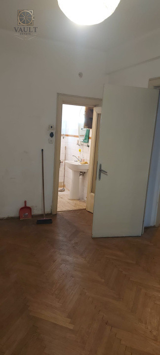 APARTAMENT 3 CAMERE PE CALEA VICTORIEI-73 MP +BOXA 4.27MP