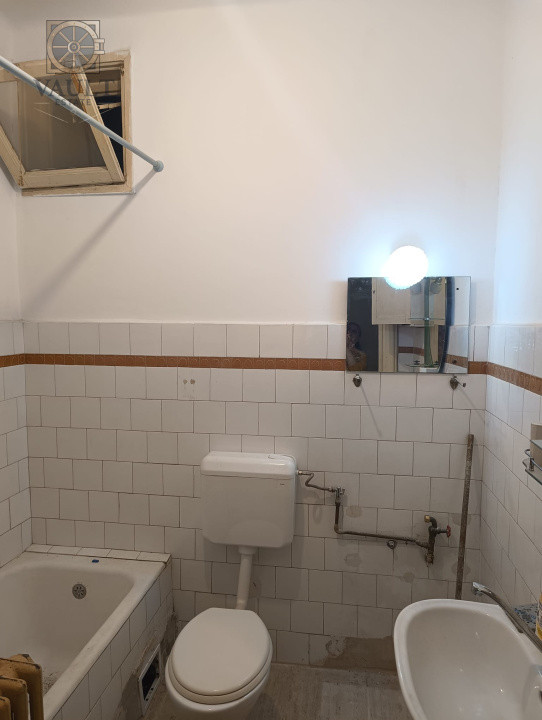 APARTAMENT 3 CAMERE PE CALEA VICTORIEI-73 MP +BOXA 4.27MP