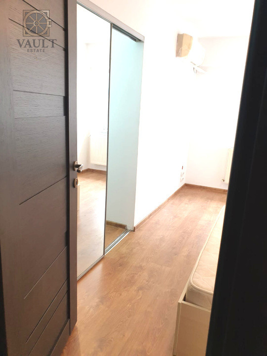 APARTAMENT 2 CAMERE RENOVAT ,CU CENTRALA PROPRIE- VITAN BARZESTI