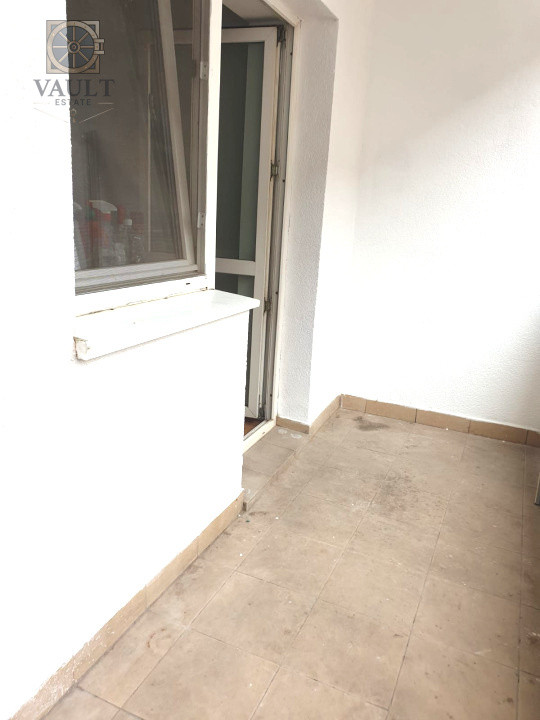 APARTAMENT 2 CAMERE RENOVAT ,CU CENTRALA PROPRIE- VITAN BARZESTI