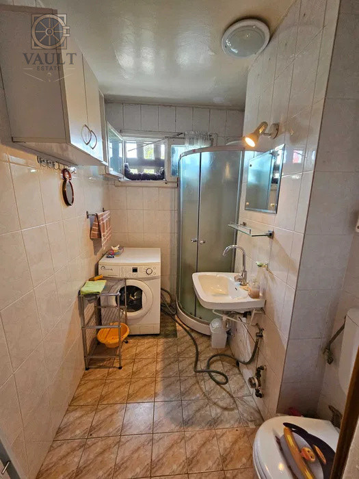 Apartament 3 camere Berceni-Piata Covasna