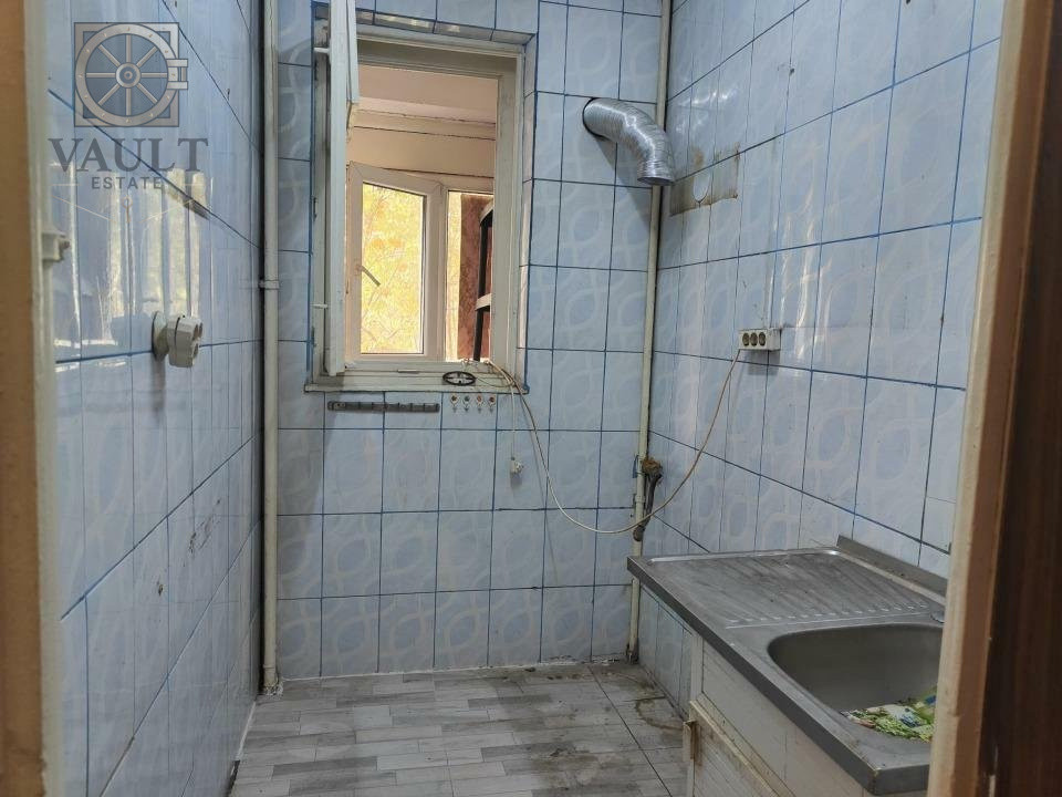 Apartament 3 camere Soseaua Giurgiului-Necesita Renovare