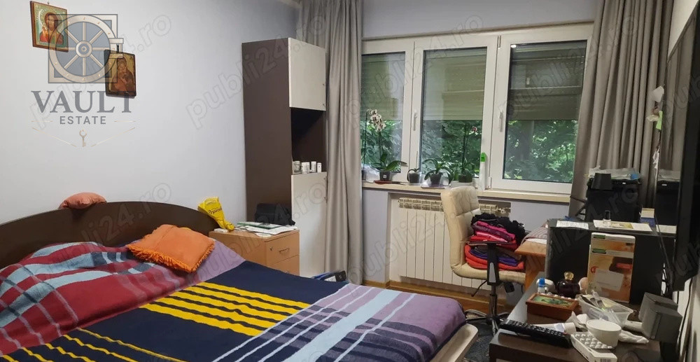 Apartament 3 camere Bercen-Bulevardul Alexandru Obregia-Centrala proprie
