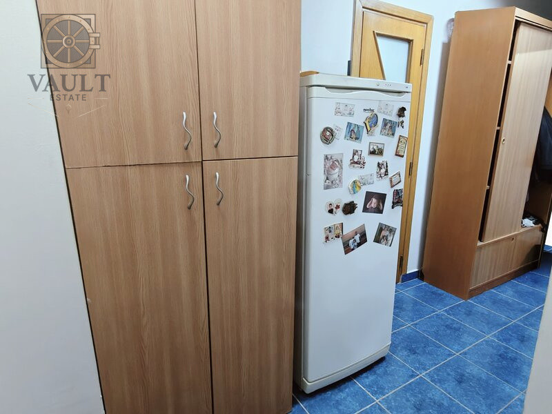 Apartament 3 camere Aparatorii Patriei-Metrou Aparatorii Patrie-Geam la Baie 