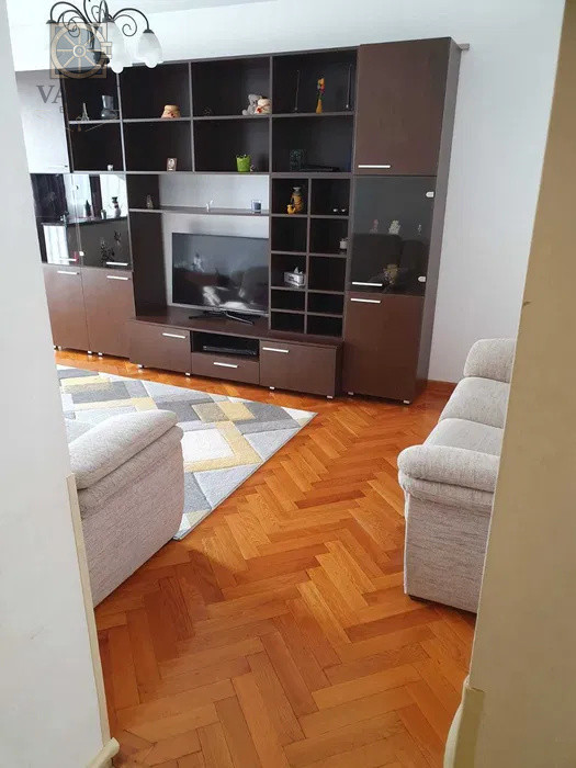 Apartament 3 camere Tei