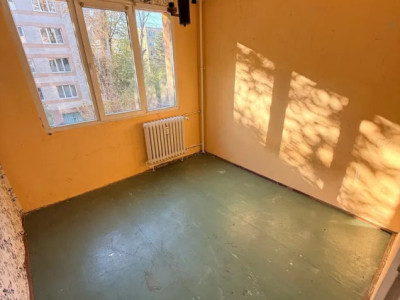 Apartament 3 camere Drumul Taberei-Boxa la subsol
