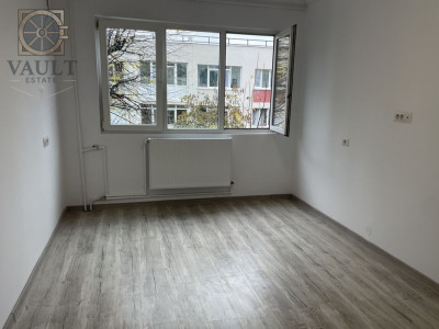 Apartament 3 camere Berceni-Emil Racovita-Posibilitate montare centrala