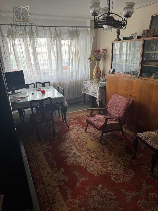 Apartament 3 camere - LANGA PARCUL MORARILOR - DECOMANDAT - de renovat