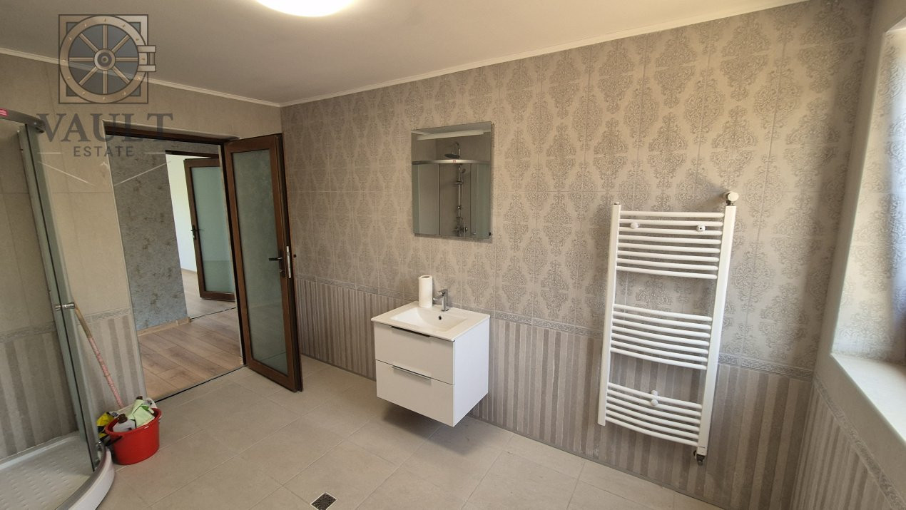 Vilă spațioasă în Buftea-Locație centrală, vizibilă și ușor accesibilă