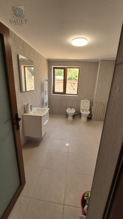 Vilă spațioasă în Buftea-Locație centrală, vizibilă și ușor accesibilă