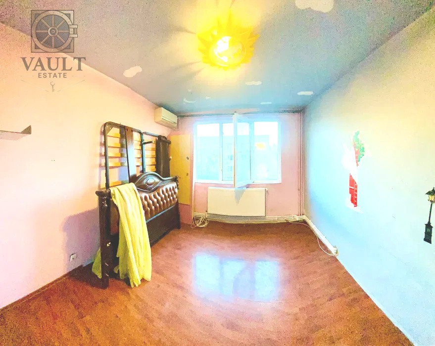 Apartament 4 Camere  -82 Mp - 5 minute pana la metrou - 1 Dcembrie 1918 