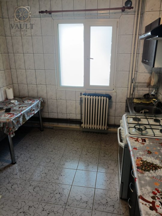 Apartament 4 camere - Salajan  - 83Mp