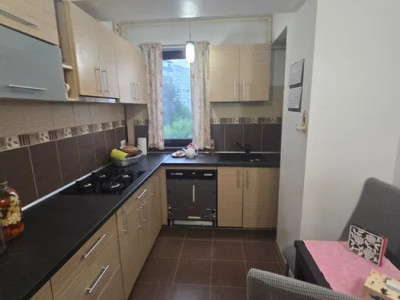 Apartament  2 camere -69Mp-Vitan -Fizicienilor 