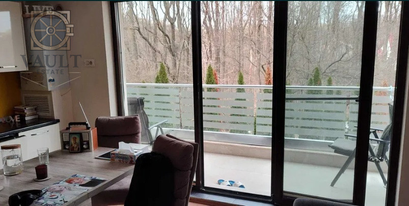 Apartament 3 camere - ETAJ 1 - zona PIPERA 