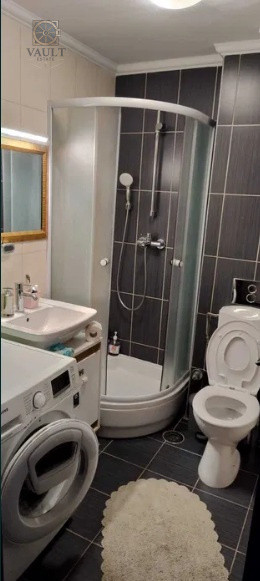 Apartament 3 camere - ETAJ 1 - zona PIPERA 