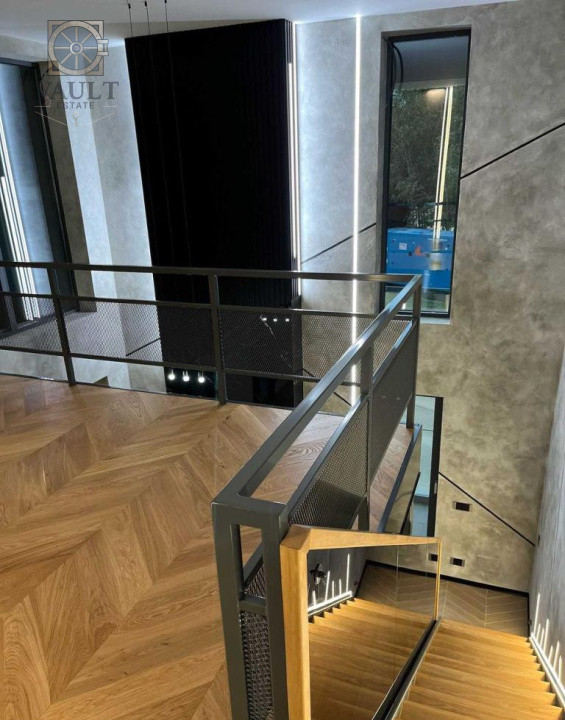 Loft Premium cu Tavane de 6m și Curte de 27mp, Cloud 9