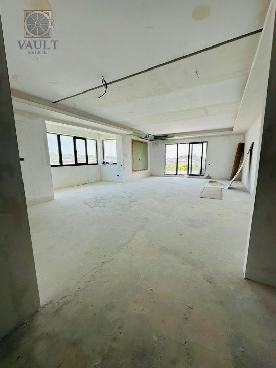 Penthouse Exclusivist cu Terase de 130 mp în Pipera