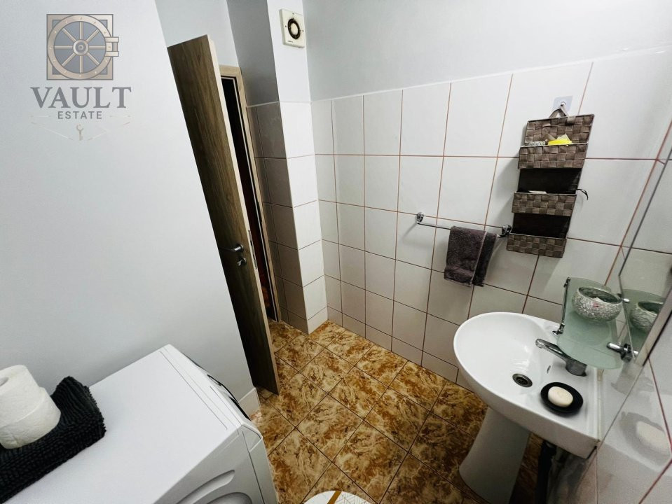 Apartament 3 camere-70mp-RENOVAT-MUTARE IMEDIATA