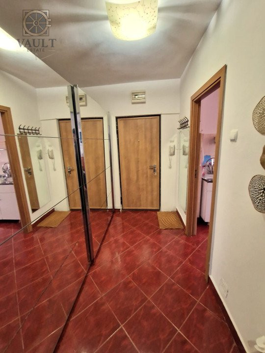 APARTAMENT 3 CAMERE - OBOR - BISERICA SF. DUMITRU