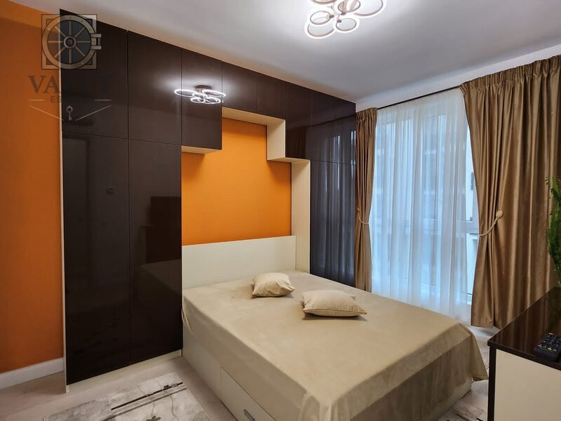 Apartament 3 camere - LOC DE PARCARE INCLUS - zona FLOREASCA 