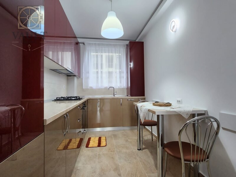 Apartament 3 camere - LOC DE PARCARE INCLUS - zona FLOREASCA 