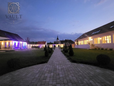 Bijuterie istorică transformată în lux modern: Proprietate unică în Sânpetru