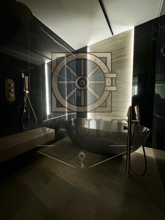 Reflexia Luxului - Penthouse de Eleganță Supremă