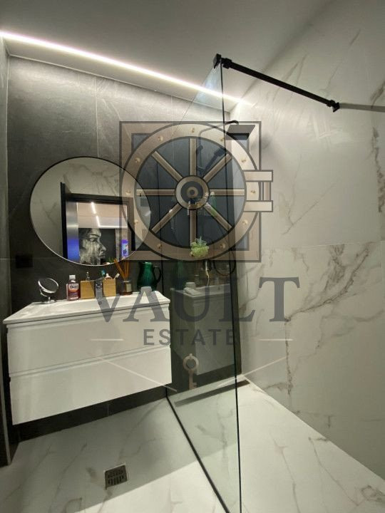 2 CAMERE - LUX - LEBADA LAKE -