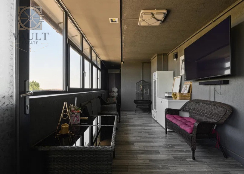 PENTHOUSE LA CHIEIE -TERASA 74 MP- LOC DE PARCARE INCLUS - zona POPESTI LEORDENI