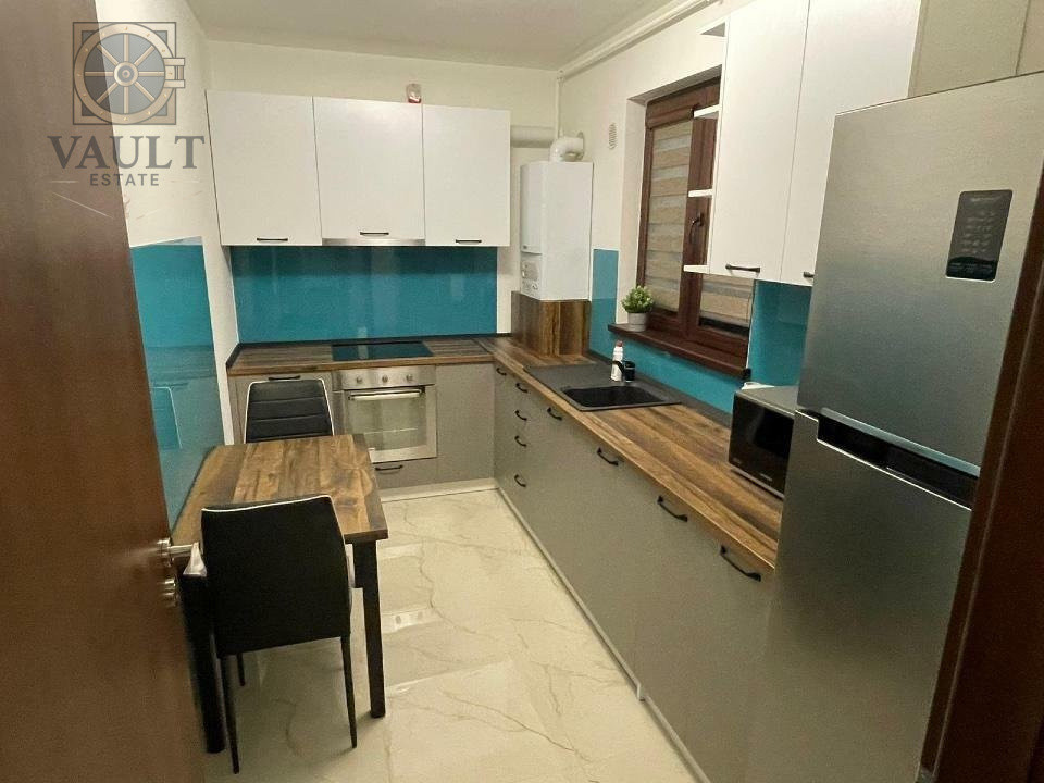 2 CAMERE - 60 MP - LUJERULUI