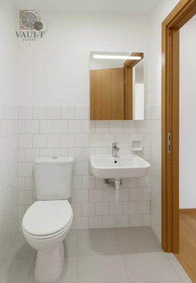 Garsoniera - BLOC MIXT - 3 minute METROU DRISTOR 