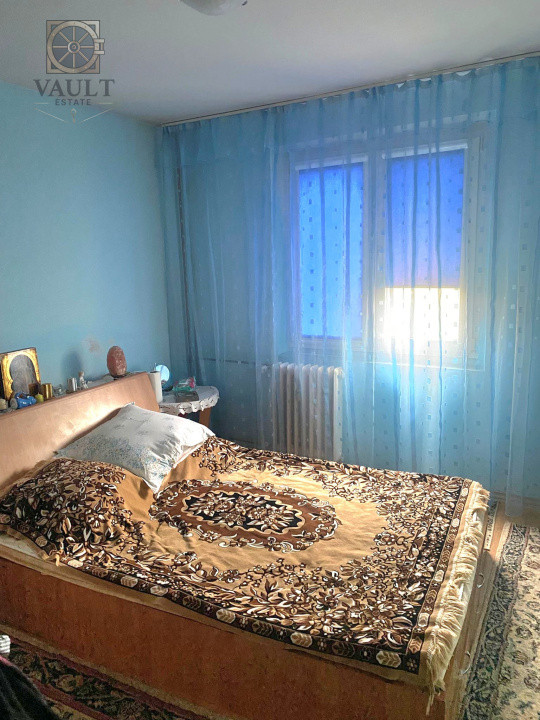 Aparatment 3 camere - BLOC ANVELOPAT - zona 1 DECEMBRIE 