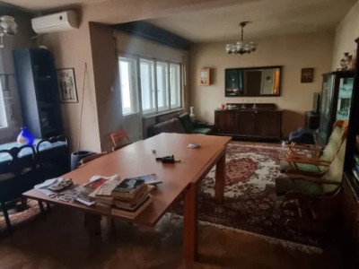 Apartament 4 camere - GARAJ + BOXA - zona PAJURA 