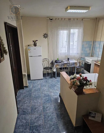 Apartament 3 camere - BLOC REABILITAT - DECOMANDAT - zona GIURGIULUI 