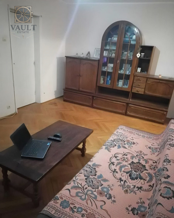 Apartament 3 camere - Piata Minis - Titan