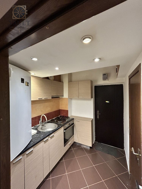 Garsoniera FINISATA LUX - 5 minute - Metrou TITAN 