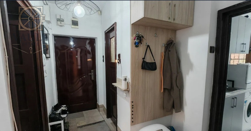 Apartament 3 camere - CENTRALA PROPRIE - zona FLOREASCA