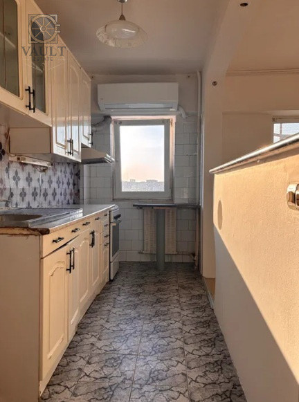 Garsoniera - DECOMANDATA - zona TRAFIC GREU 