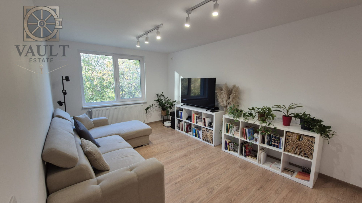 APARTAMENT 3 CAMERE-BULEVARDUL CHISINAU-ARENA NATIONALA-CENTRALA-2 BAI