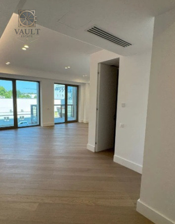 Studio - LUX - CORTINA 126 