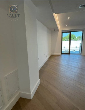 Studio - LUX - CORTINA 126 