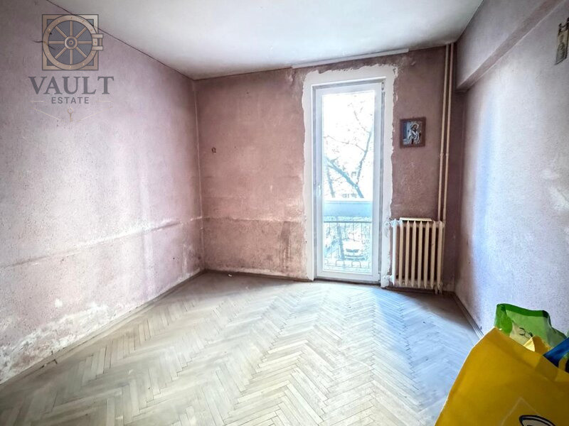 Apartament 3 camere - Piata Minis - Titan