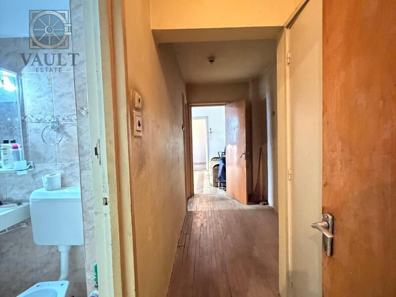 Apartament 3 camere - Piata Minis - Titan