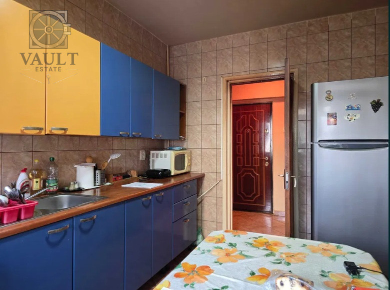 Apartament 3 camere - langa Universitatea Tehnica de Constructii - Lacul Tei 