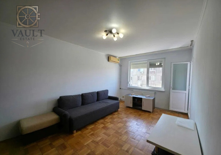 Apartament 2 camere - DECOMANDAT - zona UVERTURII