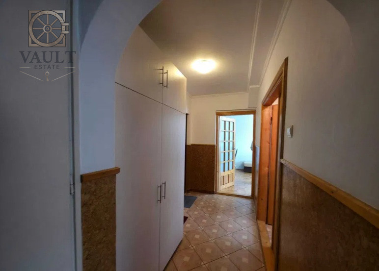 Apartament 2 camere - DECOMANDAT - zona UVERTURII
