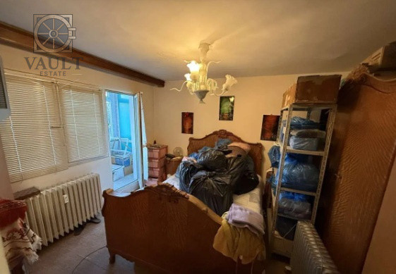 Apartament 4 camere - BLOC REABILITAT - 3 minute METROU VALEA IALOMITEI 