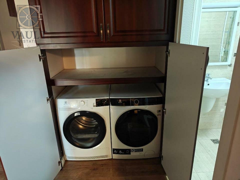 Apartament 3 camere +Loc de Parcare -Pta Victoriei/Titulescu